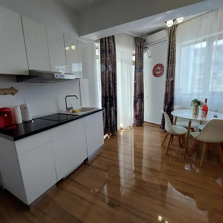 Lotus Loft Mamaia-nord Apartment