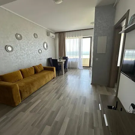Lotus Loft Mamaia-nord Apartment